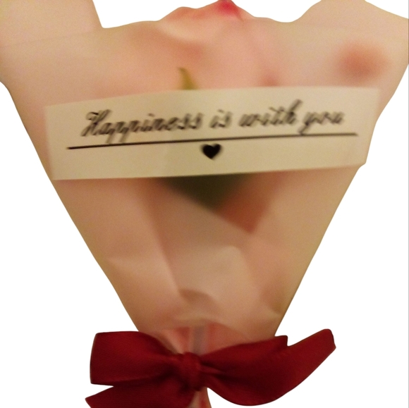 Specially - Box Of Best Wishes Set Includes Rose Steel Mug, Travel Bag Candle... - Picture 13 of 14